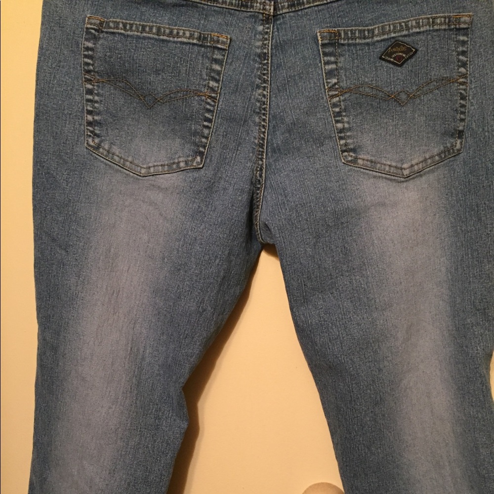 Ladies denim capris